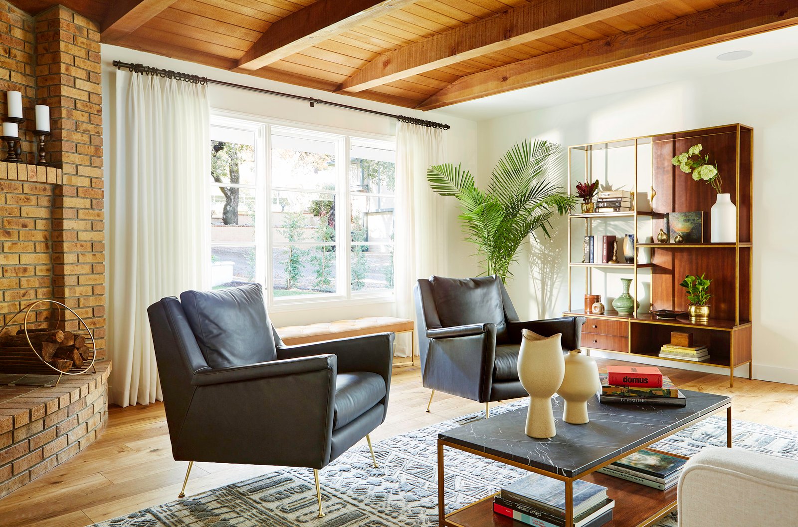 Lily_Spindle_Pasadena_Living_Room_2_028.jpg